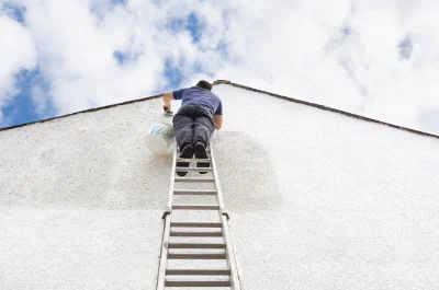 Peinture extérieure à Astaillac — façades et ravalement